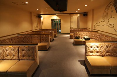 本庄　クラブモスクワ