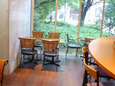 早稲田大学内レストラン