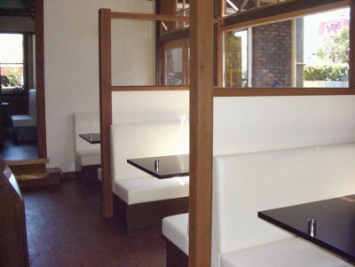 群馬県伊勢崎市　WEST