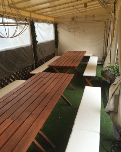 特注ベンチクッション　東京都港区西麻布 カフェ