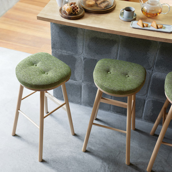 ピボンスタンド