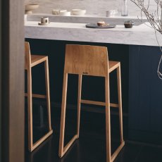 モニカカウンターチェア