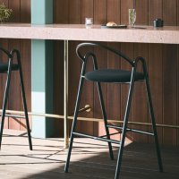 ピロッテカウンターチェア